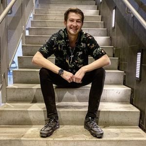 Meet your Posher, Evan